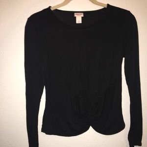 Black long sleeve tea with tie at waist